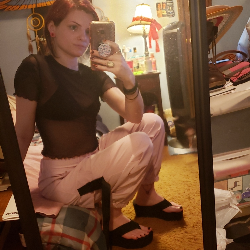 Pink cargo pants - Picture 3 of 11